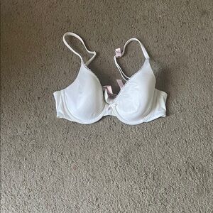 Victoria's Secret White Bra with Pink Accents